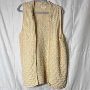 Neiman Marcus 100% Wool Cable Knit Vest Made in Ireland |‎ Cream
